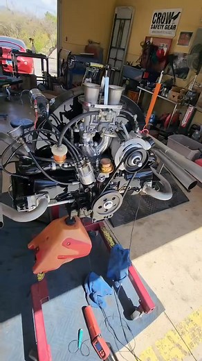 1.4K views · 15 reactions | #workinghard #vwengine #vwmechanic #fypシ #fyp #vwbug #costom #teststands #1641 breaking in the 1641 so far so good beautiful looking engine | Powder Coating Engine Parts | Facebook