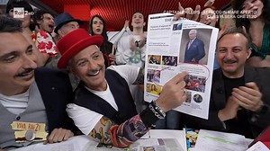 11K views · 584 reactions | La notizia delle notizie del giorno: Viva Rai 2 live from the street, da Via Asiago al The Times, sotto Re Carlo  | ViVa Rai 2 | Facebook