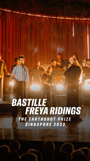 The Earthshot Prize on Instagram: "Moments like this stunning performance from @BastilleDan and @FreyaRidings in Singapore in 2023 are part of what makes every Earthshot Prize Awards unforgettable. The countdown to the 2025 Awards on 5 November is on!"