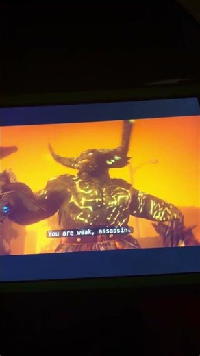 Gunmar throws Angor Rot