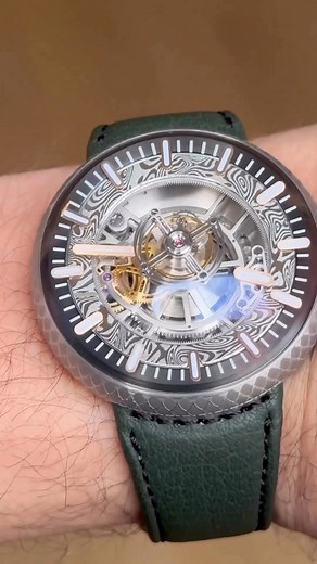 Recognise that Valyrian steel dial? Inspired by the Targaryen swords 🗡️ of @houseofthedragonhbo forged right here in Söderfors - this watch crafts the fantasy of #HoTD into each and every element. #Repost @krossstudio ・・・ Meet the Dragon Central Floating Tourbillon, equipped with our patented KS 7’005 caliber designed, crafted and assembled in-house. ©️ & ™️ HBO, Inc (S23) . #GameOfThrones #HouseoftheDragon #SevenKingdoms #Targaryen #Dragons | Damasteel AB