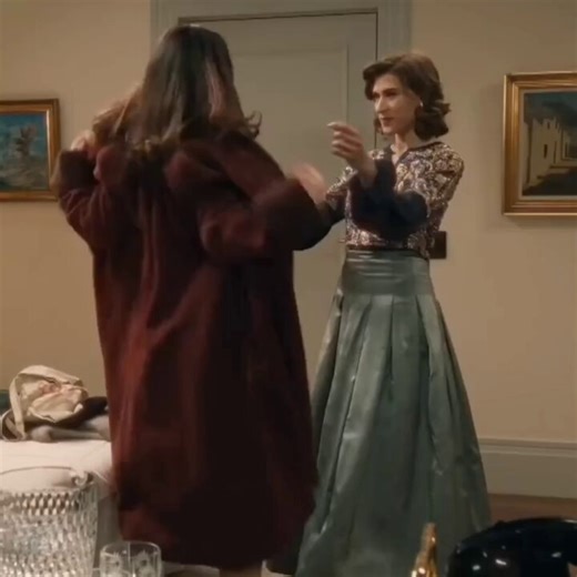 lo feliz y enamorada que está marta con fina. nunca estuvo así ni antes ni después de ella y me pone el corazón blandito saber que pronto volverá a tenerla en su vida y le volverá el alma al cuerpo y volverá a ser esa marta radiante que apenas puede contenerse el ❤️ en el pecho