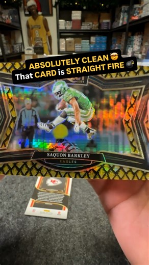 Saquon Barkley field level gold /15 💎 First on print — that backwards jump pose is iconic ⚡ See more gold parallels live on Whatnot link in bio #SaquonBarkley #NFL #FootballCards #Gold #SportsCards #TheHobby | Top Bid Collectors