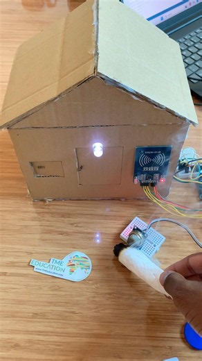 Open door when smoke is detected #electronics #arduino #technology ‪@TMEEducation‬