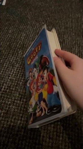 Goofy movie VHS review 1995 December 7 Thank you so much for the 242 views I hope I get 1800 views