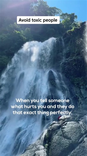 Recognizing and Avoiding Toxic People: Prioritizing Your Well-Being