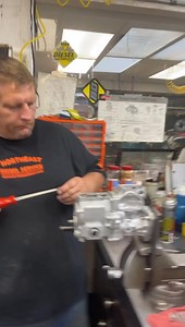 IH Ambac Model-100 Day. Cooter is tinkin on a 13mm Pump for a IH-Classified build from New York. Man oh man do we love ❤️ it. Pumps from all over the 🇺🇸 keep coming in. Apparently Fuel shops up North & way out East are not rebuilding older pumps anymore. No problem, We are, & Will for many, many, many more 🌝 Moons. Thank you! | Northeast Diesel Service of Springfield