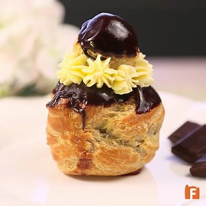 Just like an eclair, but with two choux ... Twice as much custard and deliciousness | Letscookfrench