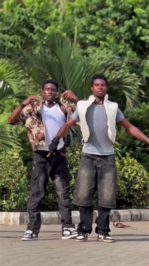 AFROPRINCE with ZUCCI Dances to a TikTok Viral sound!..