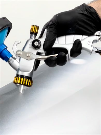 🇬🇧✨ HE FILLER ULTRA FAST DRYING Primer surfacer that speeds up your work—no quality compromise. ⏱️ 10 min @ 60°C / 60 min @ 20°C ✔️ High build ✔️ Easy sanding ✔️ Multi-surface ✔️ Anti-corrosion #Bodyshop #Refinishing #AutomotivePaint 🇪🇸 ✨ HE FILLER ULTRA FAST DRYING El aparejo acrílico que acelera tu trabajo sin perder calidad. ⏱️ 10 min a 60°C / 60 min a 20°C ✔️ Alto relleno ✔️ Fácil lijado ✔️ Multisuperficie ✔️ Anticorrosivo 🇫🇷 ✨ HE FILLER ULTRA FAST DRYING L’apprêt acrylique qui booste 