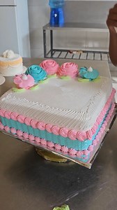 32K views · 770 reactions | square cake decorating ideas for beginners #squarecake #caketutorials | El mundo de la pasteleria | Facebook