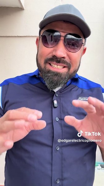 El Neutro en La Base del Medidor Se Une al Cable De Neutro #edgarelectricoplomero #1TMaMas #tutecnicoedgar #escuelaferretera