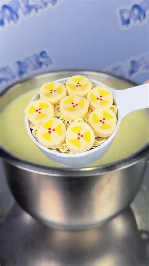 DOPE SLIMES on Instagram: "banana cream pie🍌✨ — go bananas for this white glue crunchy floam!! such a good, not too strong banana cream scent + comes with a realistic charm and sprinkles🤩 — 💙this slime is always in stock @ dopeslimes.com or link in bio! — #slimepour #banana #creampie #dopeslimes #dessert #diy"