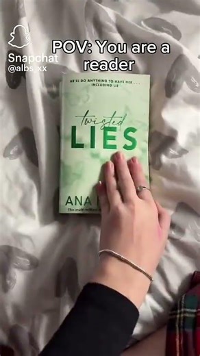 asmr book✨ #vlog #coffee #vloger #bookish #booktok #books