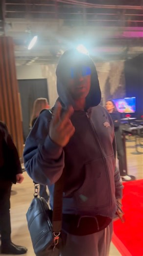 Llegó @alofoke al estudio donde esta noche se realizará @casaalofoke - El After Party ‼️ Aquí estaremos cubriendo todo el behind the scenes y haciendo entrevistas. #Alofoke #ultrafiestatv #lacasadealofoke #lacasadealofokeelafterparty #lacasadealofoke2 | Ultra Fiesta