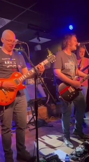 LOCAL 4 - QUEDAN 10 MINUTOS II (LIVE MOLI 7 ABR 26)