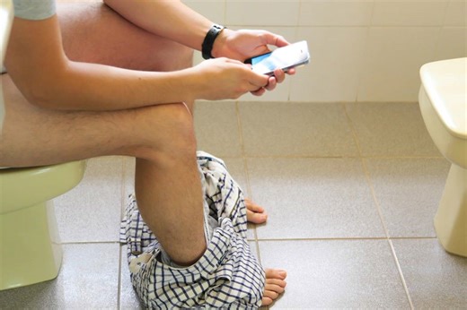 Study finds the 'Goldilocks' poop frequency