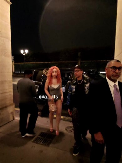 #icespice signing in Paris. #icespice #pourtoi #celebrity #autograph | autograph signing