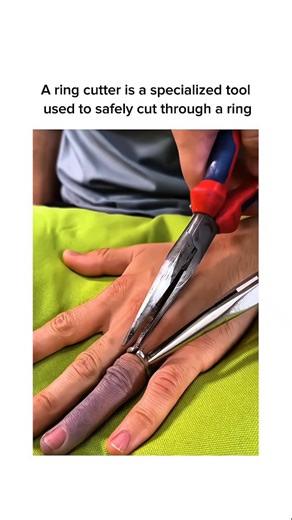Factatrend 🏆 on Instagram: "This Video Show How specialized ring cutter is a vital tool for safely removing stuck rings in emergencies. Used by jewelers, paramedics, and doctors, it features a protective guard that slides under the ring to shield the skin. A simple twisting motion rotates the saw blade to cut through softer metals like gold or silver. For harder materials such as titanium, a different approach is necessary. Always prioritize safety during removal."