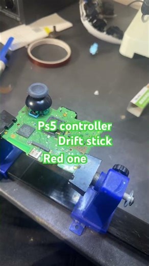 Ps5 controller red color stick drift .