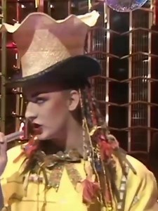 51K views · 438 reactions | 혊혶혭혵혶혳혦 혊혭혶혣 - 혒혢혳혮혢 혊혩혢혮혦혭혦혰혯 (1983) | Angel Angel | Facebook