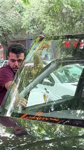 How a Windshield Is Replaced