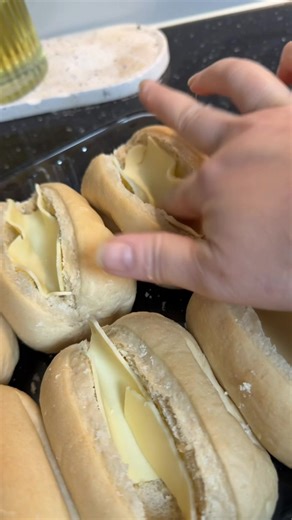 Cheesy Chicken Baguette Recipe for Ramadan