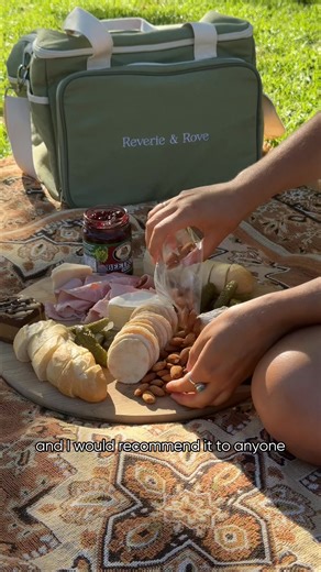 Escape to the world-renowned Barossa Valley for an AmazingCo Mystery Picnic — a day of indulgence, discovery, and breathtaking scenery. Follow fun clues to collect delicious local produce, explore charming villages and vineyards, and find the perfect picnic spot to relax and savour it all. The ultimate gourmet adventure in wine country 🧺🍷🌾 Try our limited time 'Warm-It-Up' add-on this winter! | AmazingCo