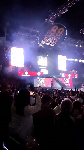 Gracias @japanemb_mexico por tan hermoso reconocimiento. Gracias Arena México y @cmll por tan hermoso recibimiento. Gracias público por formar parte de está historia. Su amigo Mil Máscaras. | Mil Máscaras Oficial