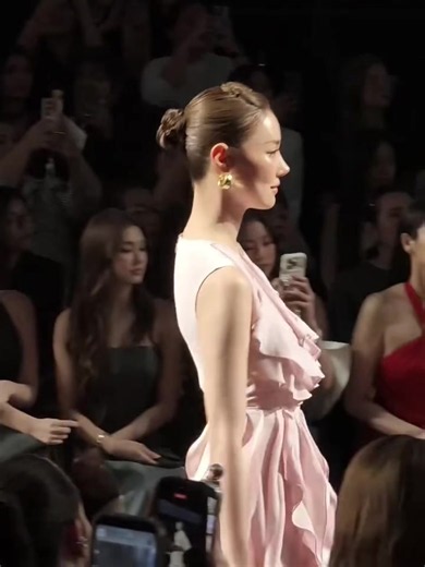 janjingjing model walk tips