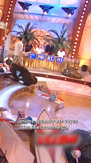 Il imagine ce qu'il y a sous les vêtements des femmes ! 😨 | Aufeminin