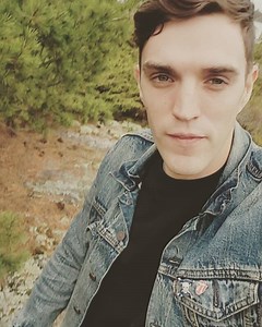 Thank you Italy!!! My new music video for #FightStrong just went top ten in the MTV music video rock charts. Can't wait for the ep to come out on the 16th so you can all hear it!!! If you haven't watched the video yet there is a link in my bio or go to joshbeechmusic.com #JoshBeechMusic #mtvitalia #NewMusic | Josh Beech