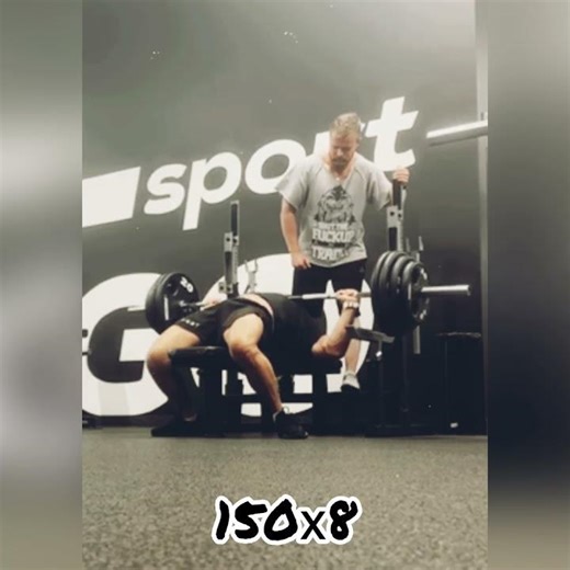 Bench press. Vladimir Astakhov. 150 kg.