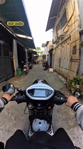 VinC Mobile on Instagram: "VinC Mobile - ( Thay Pin Iphone 13 chị khách Tân Phú ) - Thay pin Thay màn hình Iphone Tận nhà Tận nơi #TPHCM #xuhuongreels #xuhuongfb #xuhuongtiktok #vincmobile #thaypiniphone #facebookviral #tiktok #xuhuong"