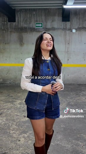 Melissa Robles: TikTok Sensation and Content Creator