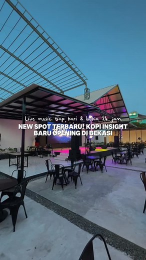 COFFEE SHOP BARU DI AGUS SALIM BEKASI PUNYA VIDEOTRON BESAR DAN LIVE MUSIC SETIAP HARI 🔥🥰 Live Music Rasa Konser Setiap Hari Mulai Dari Pukul 19.00 s/d 23.00 ✔️ Ada Videotron Yang Besar Banget Cocok Banget Untuk Kamu Yang Suka Nobar ✔️ Free Wifi ✔️ Colokannya Banyak Cocok Untuk Kamu Yang Suka WFC-an ✔️ Ada Area Indoor Yang Luas Dan Full AC ✔️ Ada Area Khusus Meeting Room Yang Ber AC Dan Cocok Untuk Kamu Yang suka Meeting di cafe nih ✔️ Ada Area Outdoor nya Juga Yang Super Luas ✔️ Aesthetic Tem