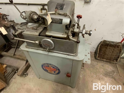 Sioux Tools 645L Valve Face Grinding Machine | Agriculture