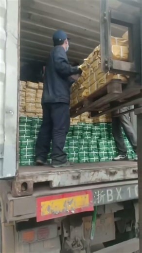 A 600mm door and window actuator costs 3.5 RMB in Kashgar, China. (Approximately 0.51 USD)