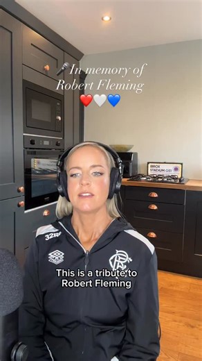 R O B Y N . K E E N . M U S I C on Instagram: "🎤Absent Friends | In memory of Robert Fleming #singer #music #rangers #rangersfc #rfc #dennistoun #tribute #request #pianocovers"