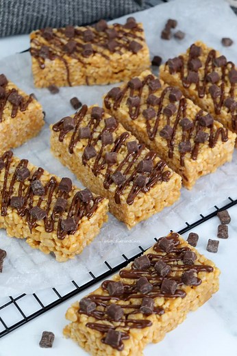 Caramel Rice Krispie Squares Recipe