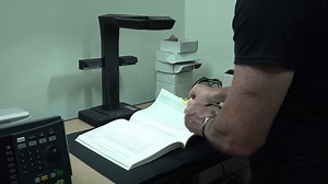 Scanning Vintage Computer Service Manuals – Tandy 1100FD Laptop Computer - EEVblog