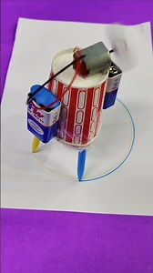 🤯 BUILD A ROBOT THAT DRAWS ITSELF! Scribble Bot DIY | STEM activity for kids #DIYRobot #viralshorts