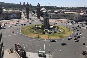 Plaça d’Espanya, het op één na grootste plein van Spanje