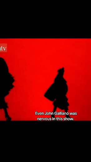 Dior Spring/Summer 2003 Fashion Show Highlights