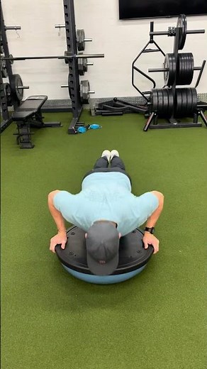 BOSU Push Up