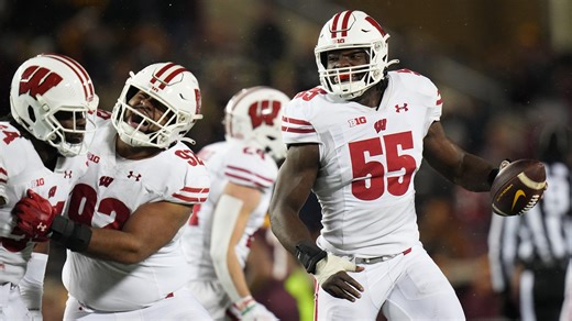 Wisconsin football: Cincinnati Bengals sign Maema Njongmeta as undrafted free agent