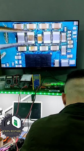 Electronics Recycling & Repair - Circuit Board Insights