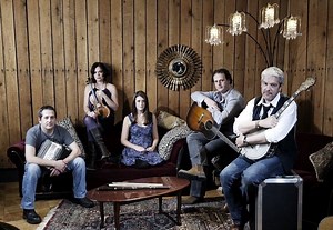 Solas (group) - Alchetron, The Free Social Encyclopedia