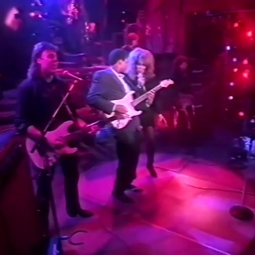 Tina Turner Live Cover of 'A Change Is Gonna Come' by Sam Cooke (1987)