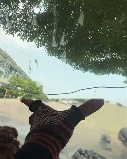 សេវាកម្មអ៊ុតកញ្ចក់ឡានបែកប្រេះស្រាំ និង បិត UV ការពារកំដៅថ្ងៃ ( Windshield Repair, UV Protection